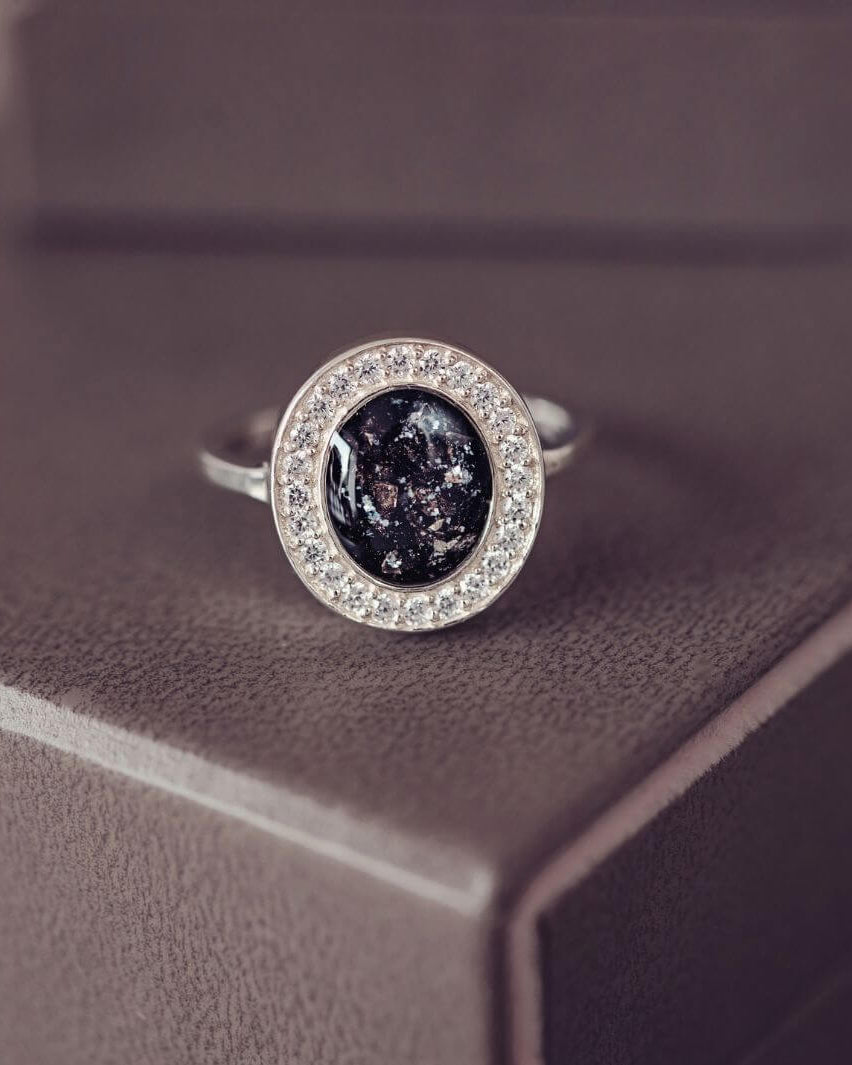 Memorial Ashes Oval Sparkle Ring Black