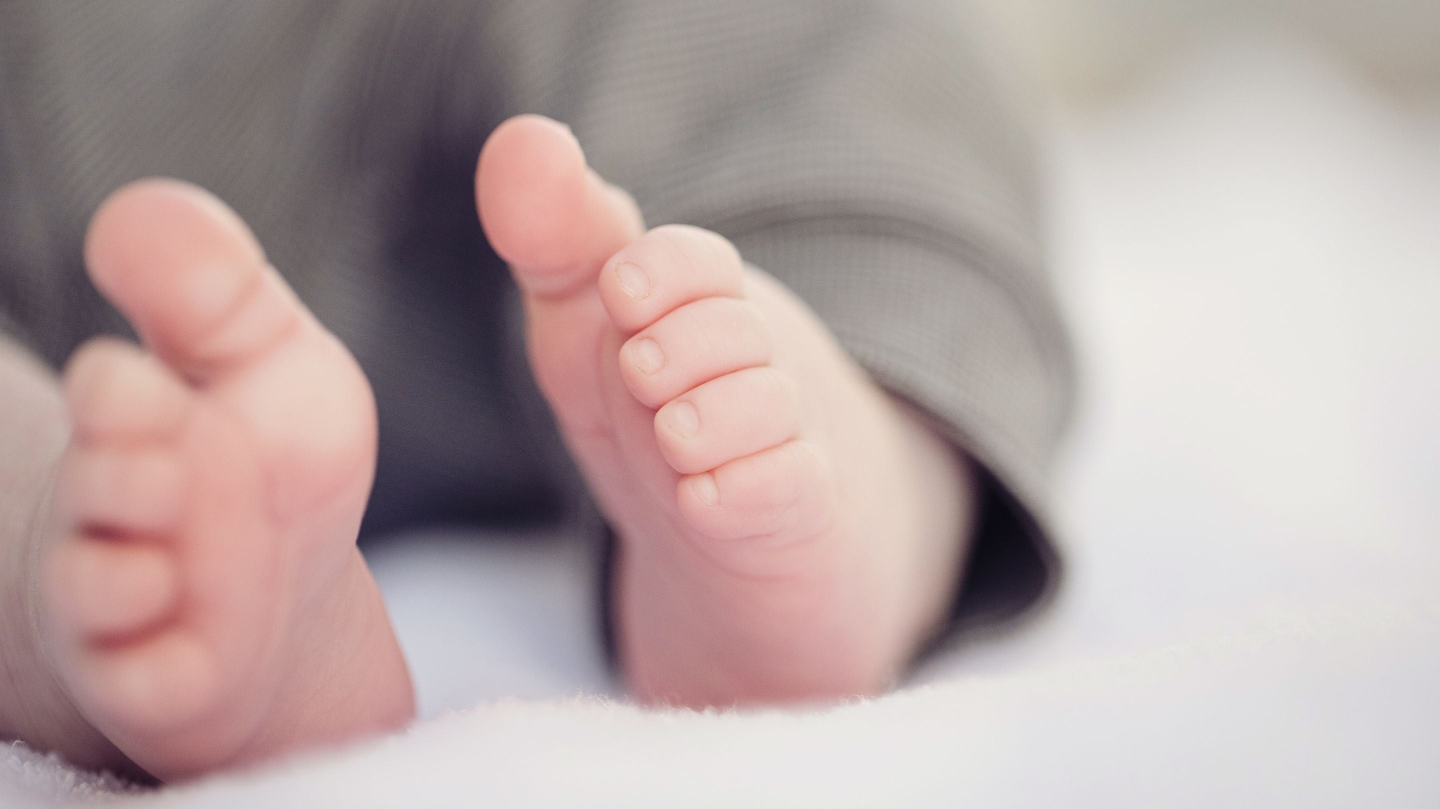 Ways To Support and Celebrate a New Mum