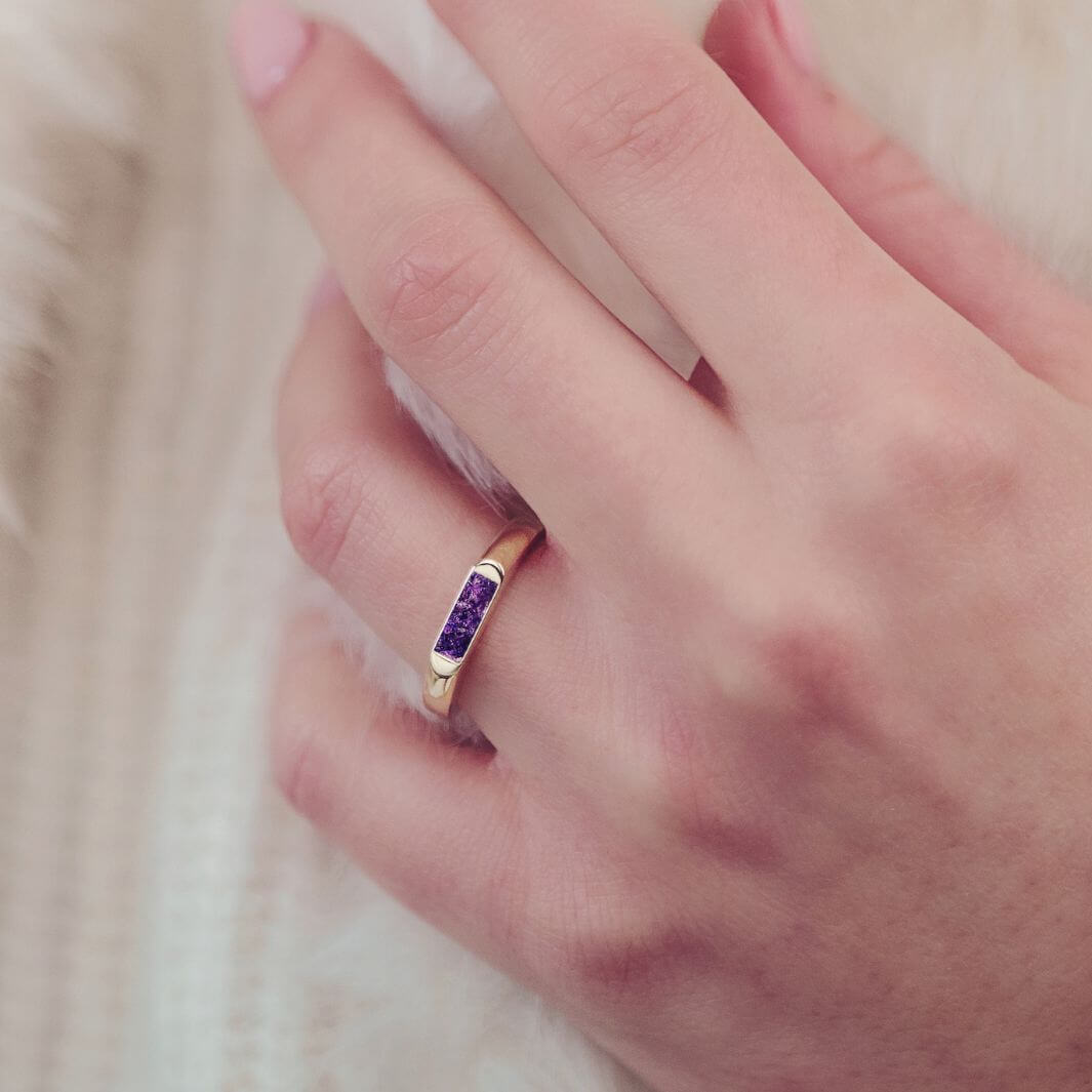 Gold Cremation Ashes Ring Ashes Jewellery