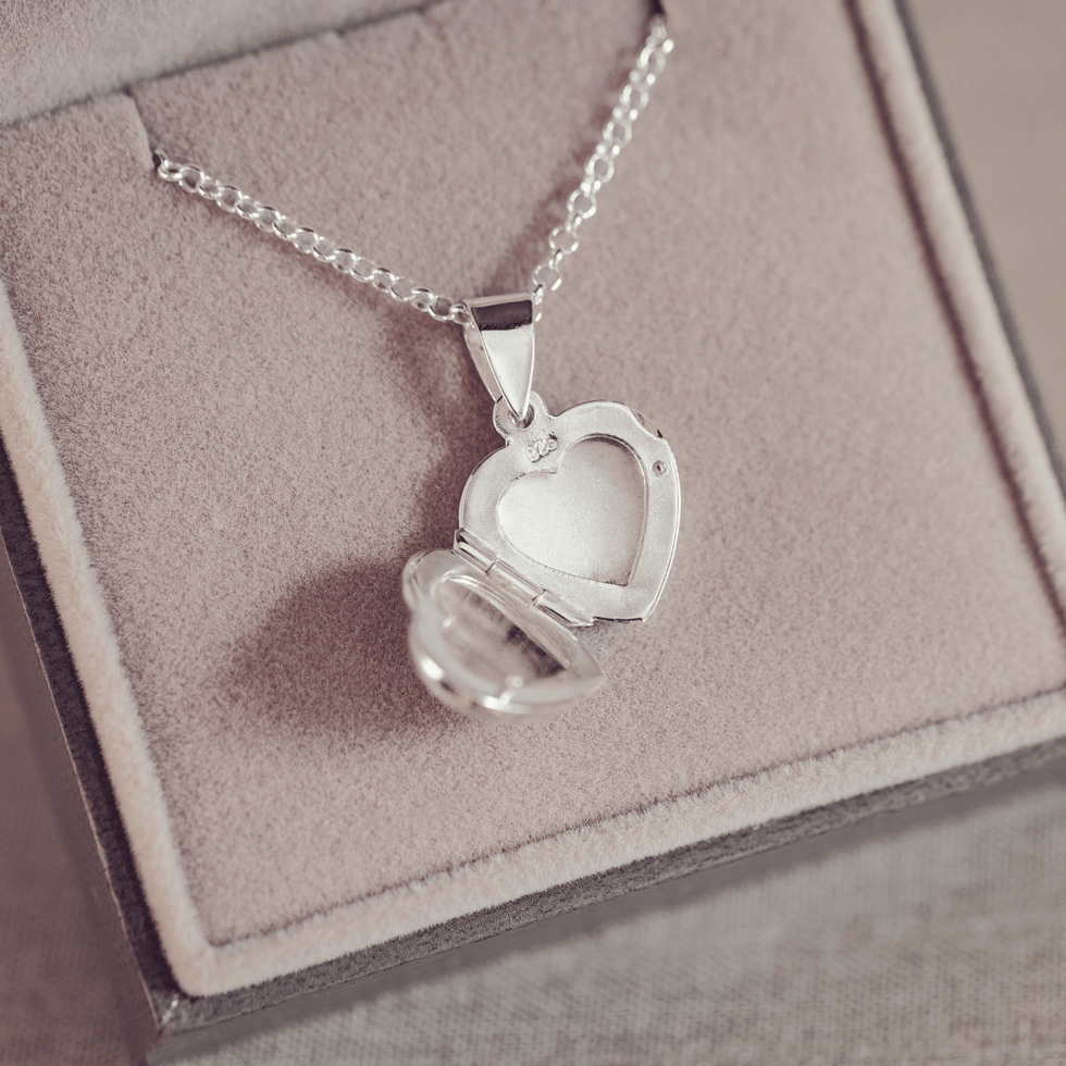 Engraved Handprint Or Footprint Locket – Hand on Heart Jewellery