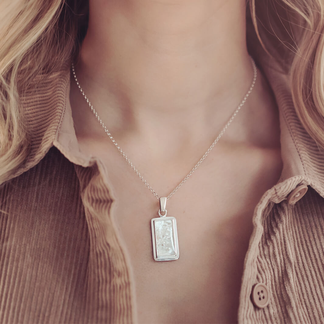 Unisex Cremation Ashes Rectangle Necklace For Men and Women